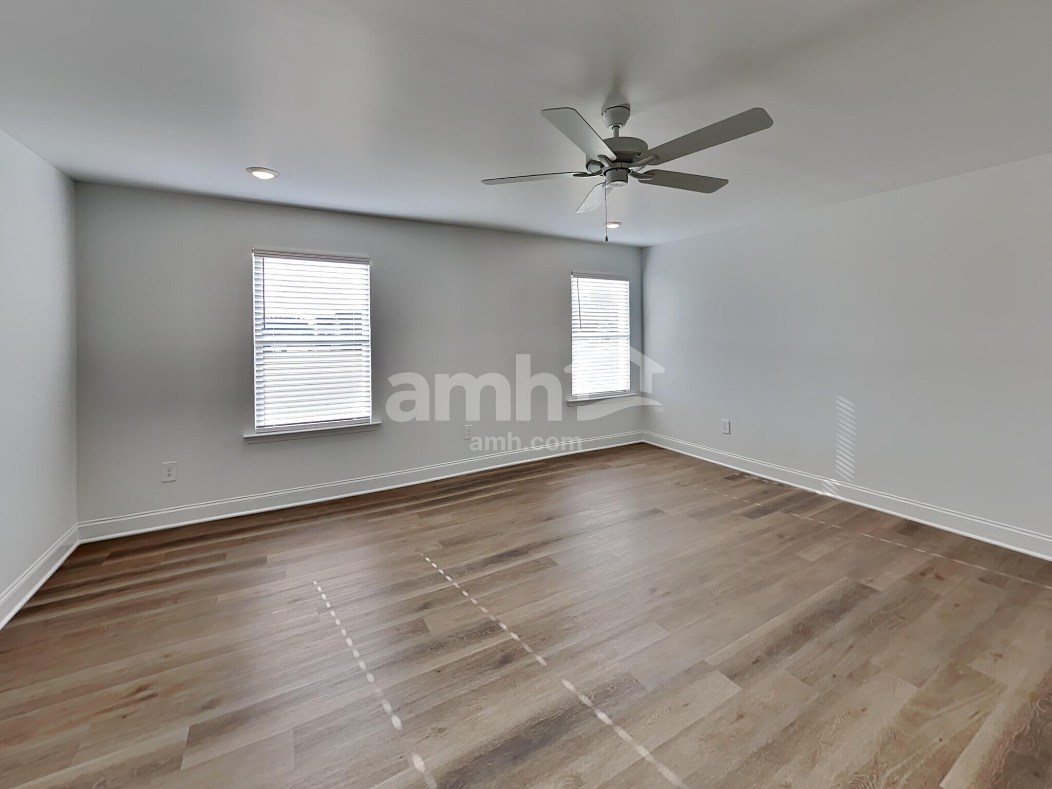 Building Photo - 322 Golucke Wy