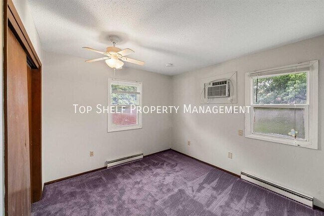 Building Photo - 625 D Ave