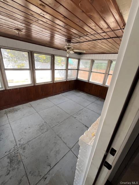 Building Photo - 345 Walton St