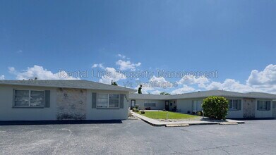 Building Photo - 3619 SE 9th Pl