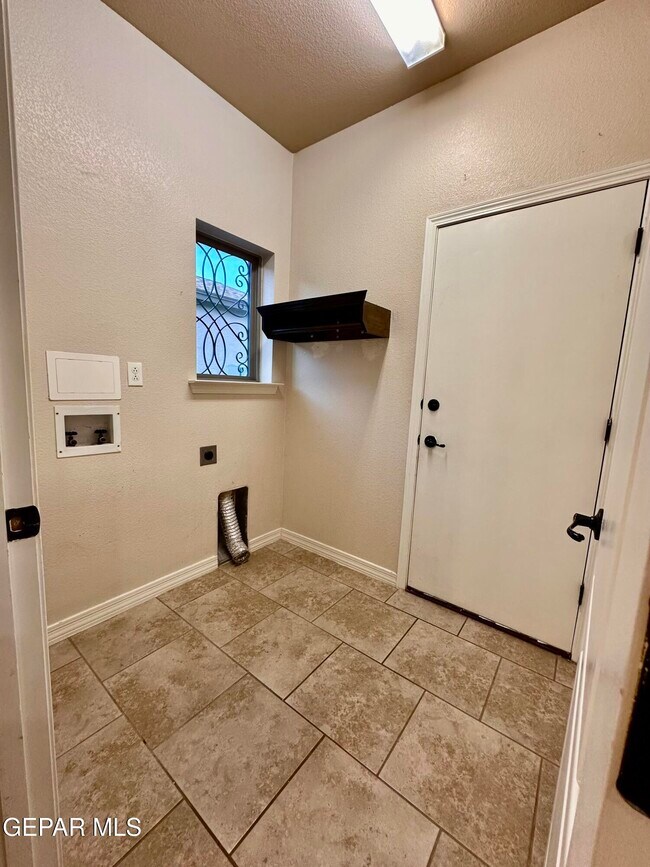 Building Photo - 3109 Timber Pl