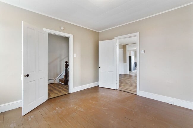 Building Photo - Coming Soon! Spacious 3 Bedroom home Locat...