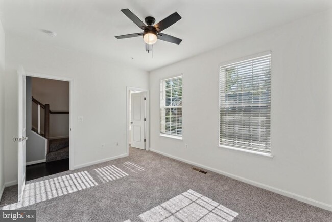 Building Photo - 381 Buckeye Cir