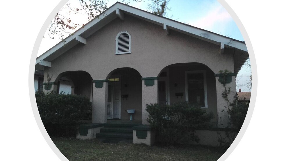 Building Photo - 1839 McDowell St