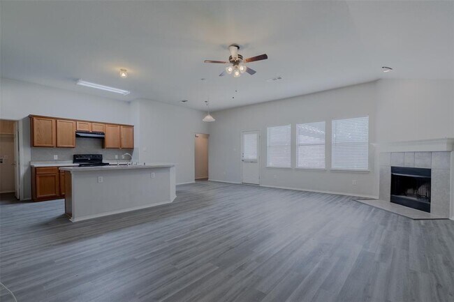 Building Photo - 10412 Colfax Dr