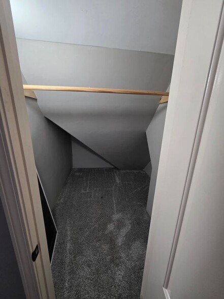 Building Photo - 10826 E Ayers Ave