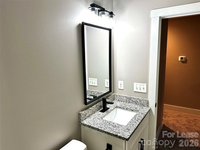 Building Photo - 110 Carpenter St