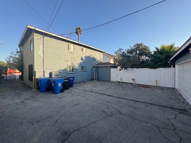Building Photo - 11729 W Washington Blvd