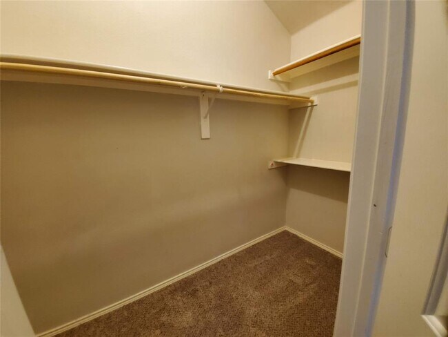 Building Photo - 9201 Popes Creek Ct