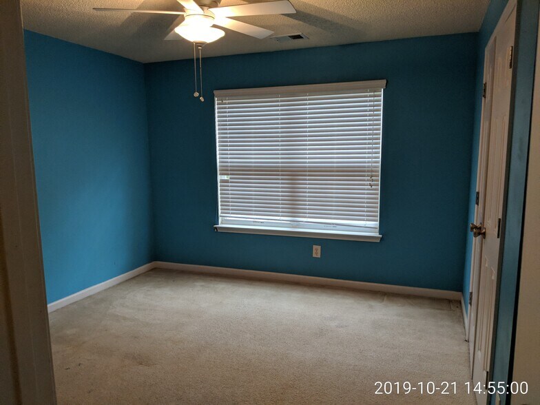 Bedroom 1 upstairs - 3491 Tackett Rd