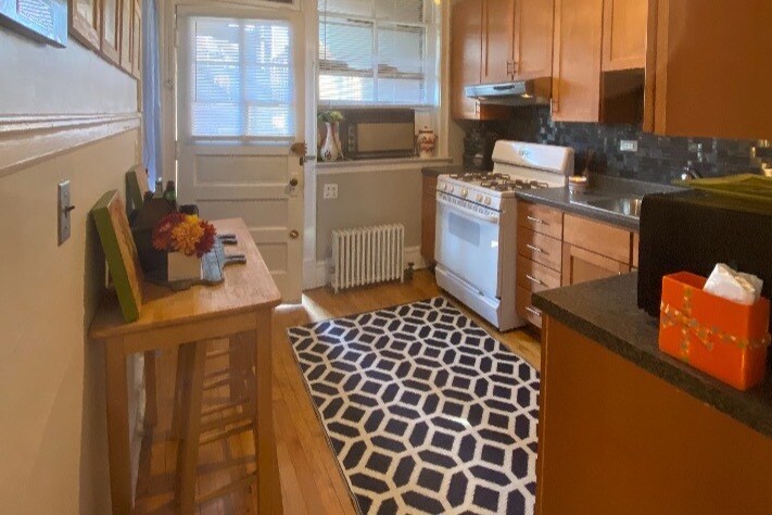 Building Photo - 5614 N Wayne Ave