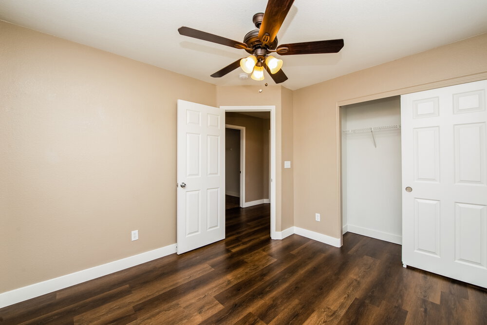 Building Photo - 8225 W Wildwood Glen Dr