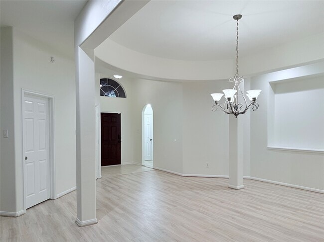 Building Photo - 13714 Brighton Park Dr