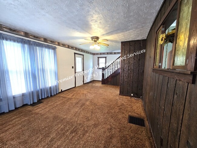 Building Photo - 285 W Jamestown Rd