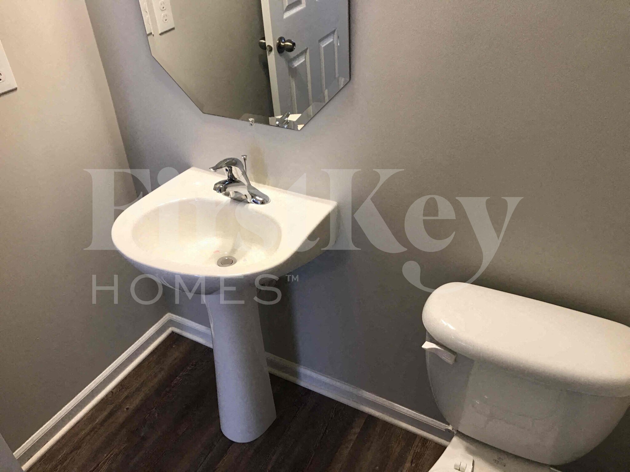 Building Photo - 3011 Sweetspire Rd