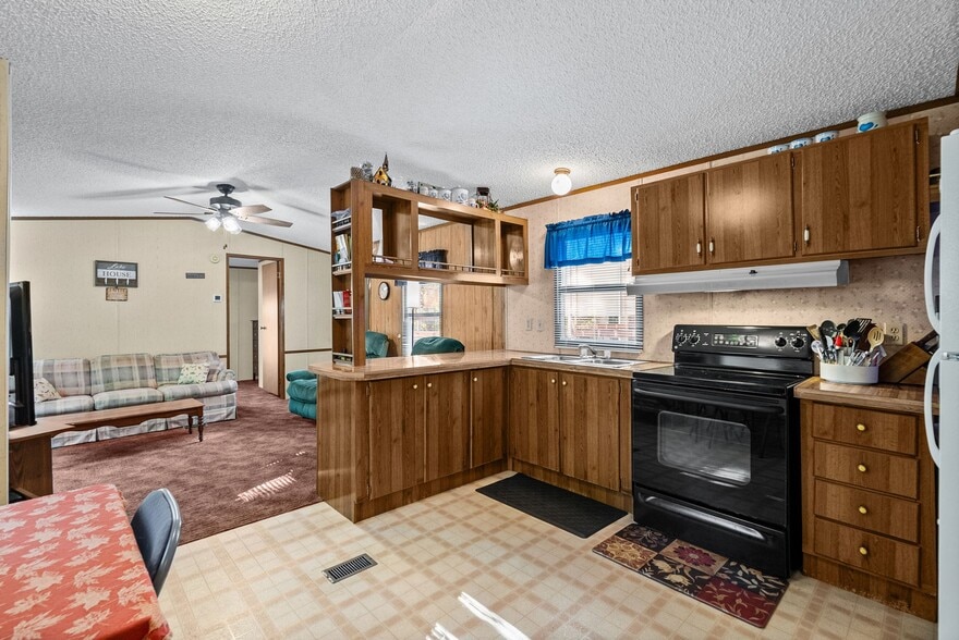 Building Photo - 115 Eagle Way Dr