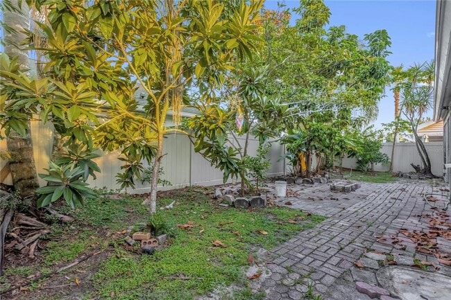 Building Photo - 14528 Redmeadow Ct