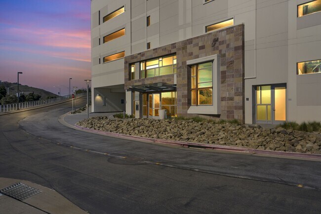 Building Photo - 1 Mandalay Pl