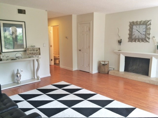 Building Photo - 5 Talcott Ridge Rd