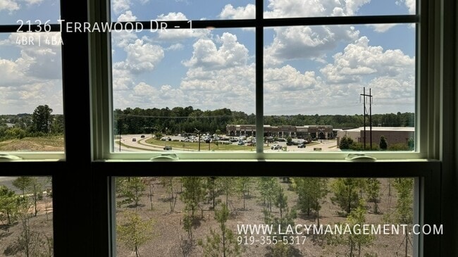 Building Photo - 2136 Terrawood Dr