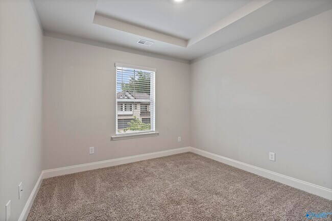 Building Photo - 7206 Dorchester Dr SE