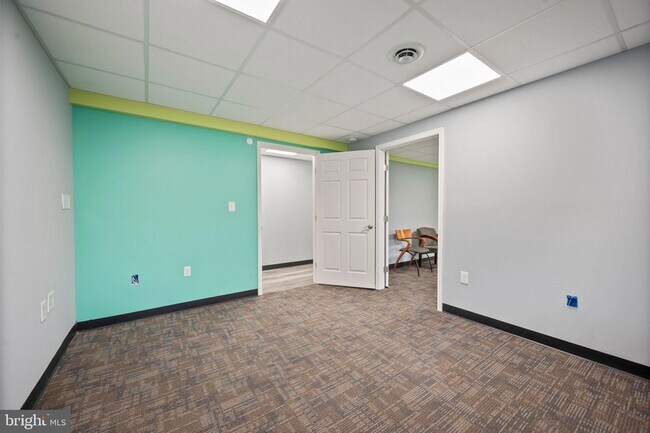 Building Photo - 7917 Wise Ave