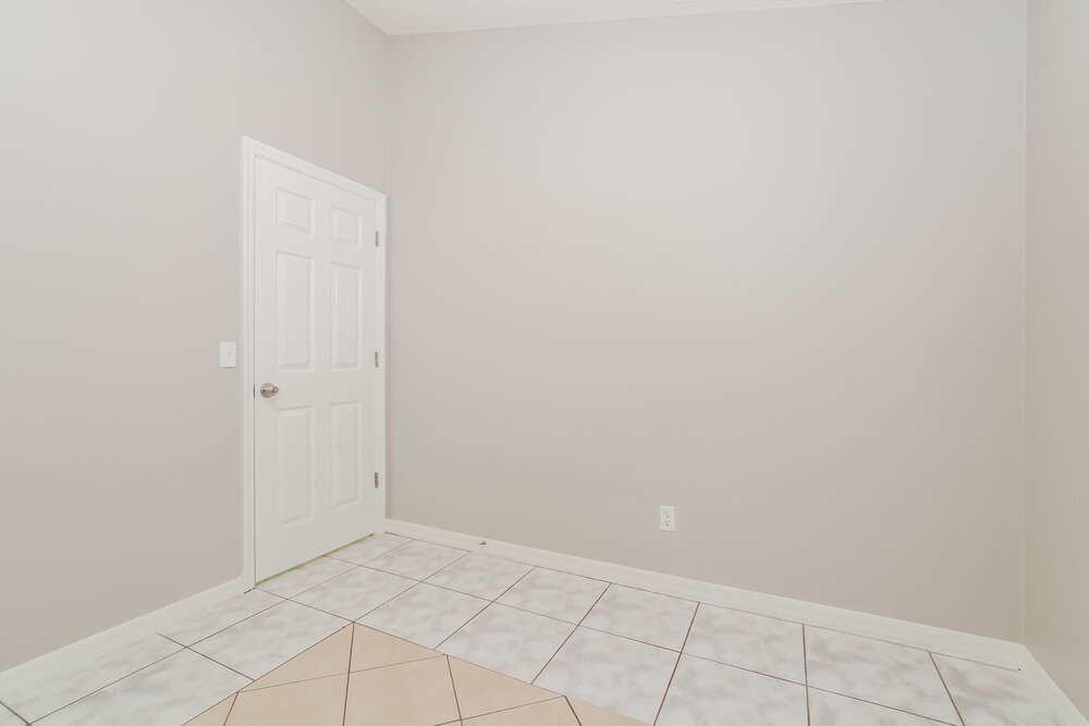 Building Photo - 9599 Lupine Ave