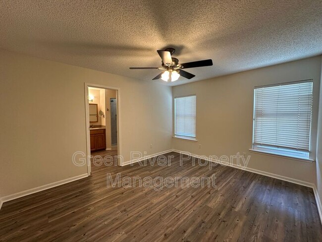 Building Photo - 412 La Reserve Cir