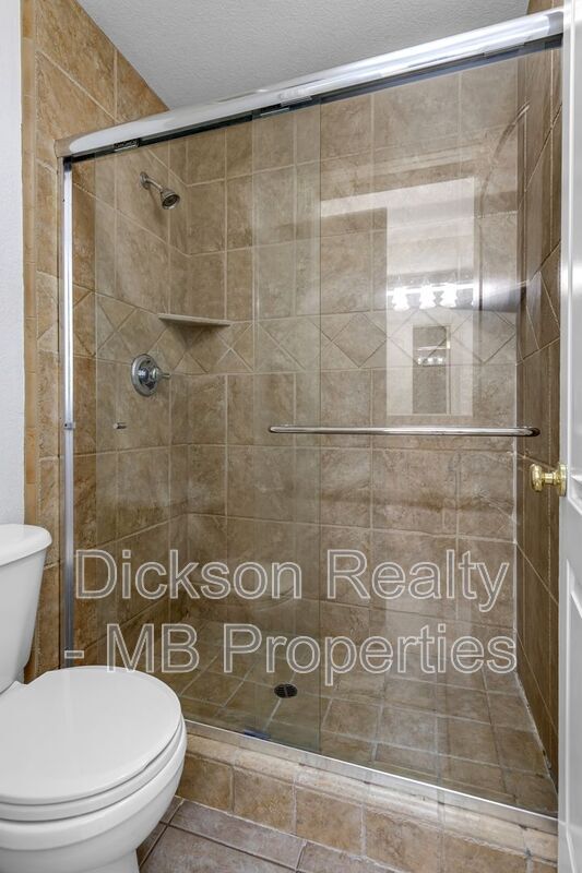 Building Photo - 7117 Heatherwood Dr