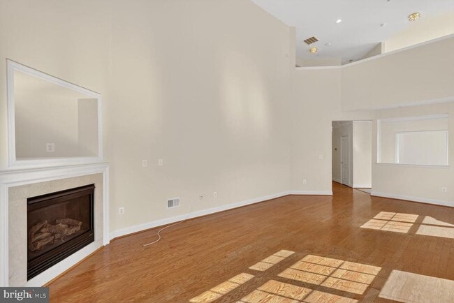 Building Photo - 13210 Rabbit Chase Rd