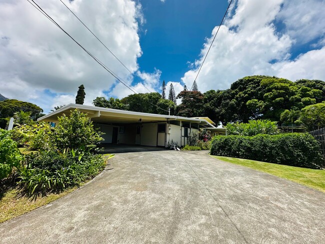 Primary Photo - 4 Bedroom, 3 Bathroom House