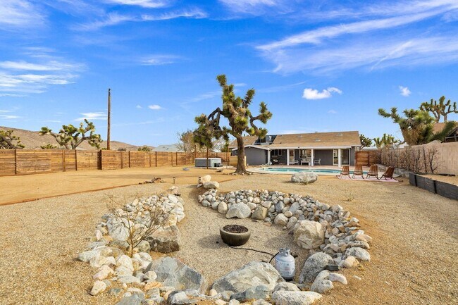 Building Photo - 7552 Elk Trail