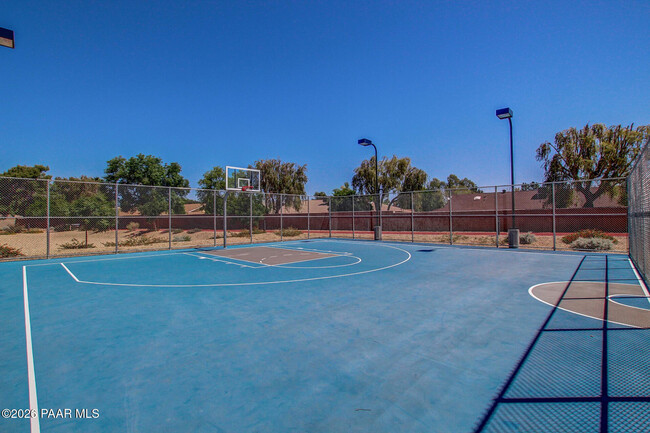 Building Photo - 11014 W Cheryl Dr