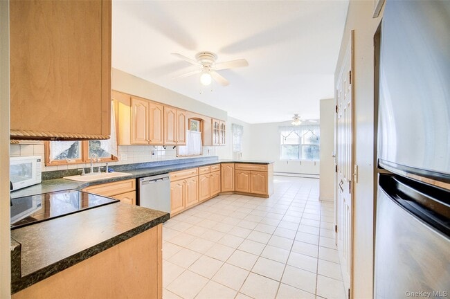 Building Photo - 16 Jmd Dr