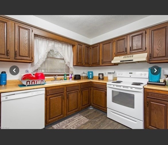Building Photo - 1335 Lindenwood Dr