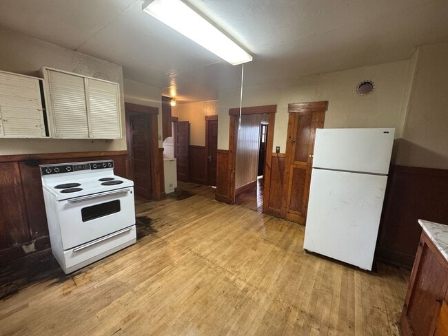 Primary Photo - 13 Sullivan St