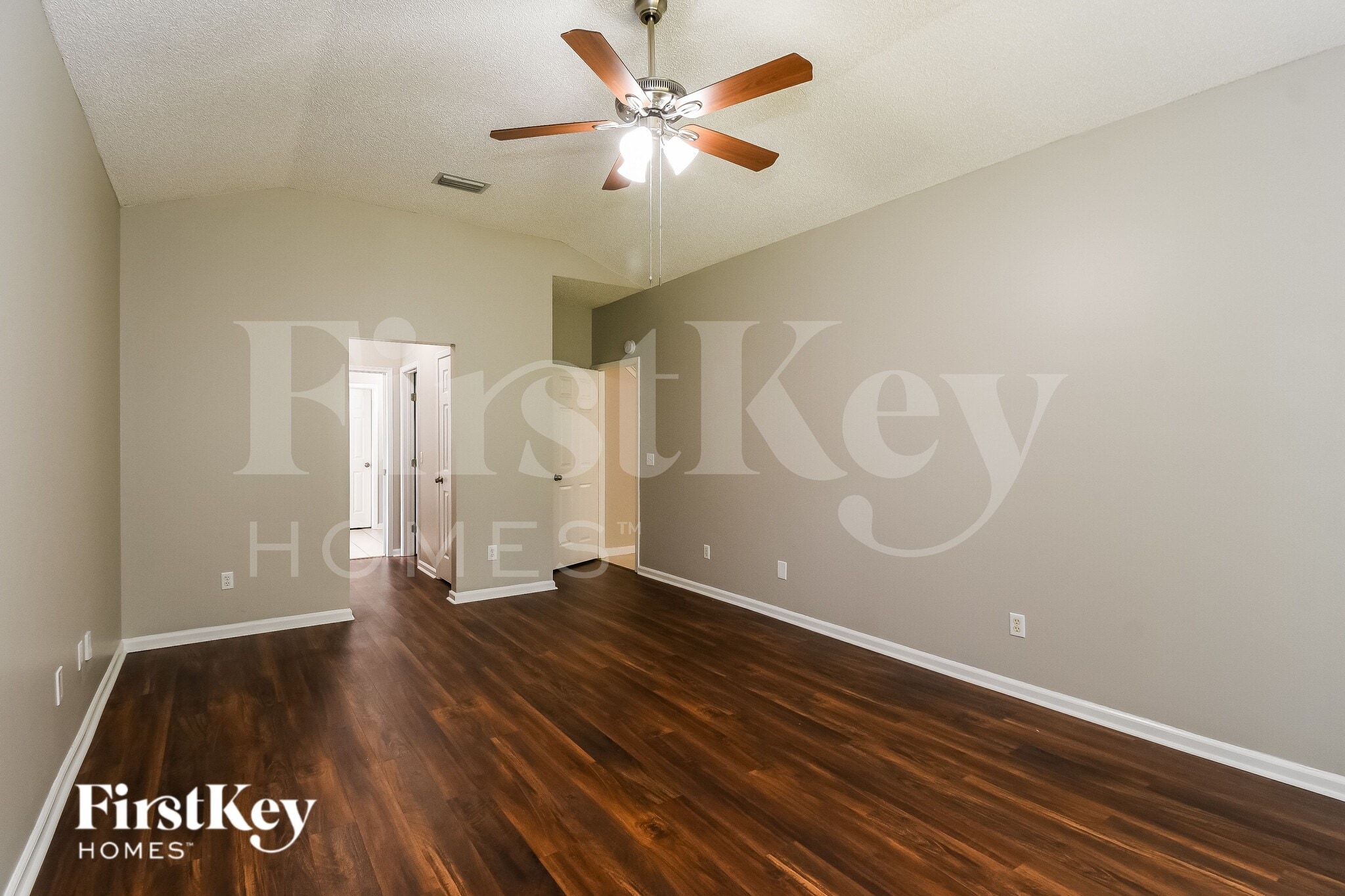 Building Photo - 2132 Pebble Creek Ln