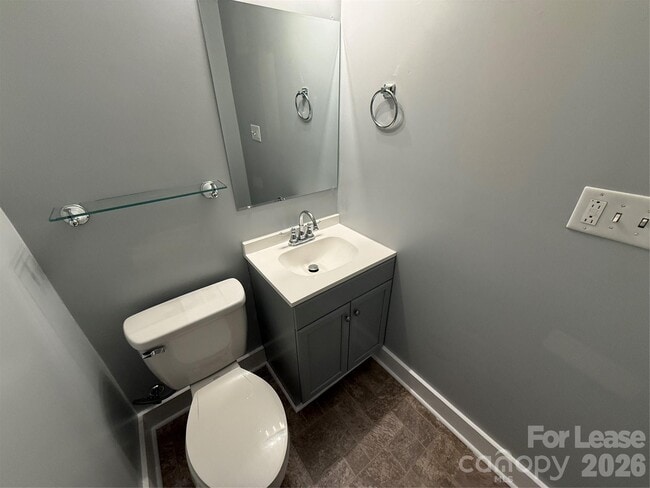 Building Photo - 318 N Academy St