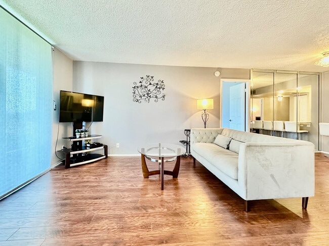 Building Photo - 5301 NW 2nd Ave