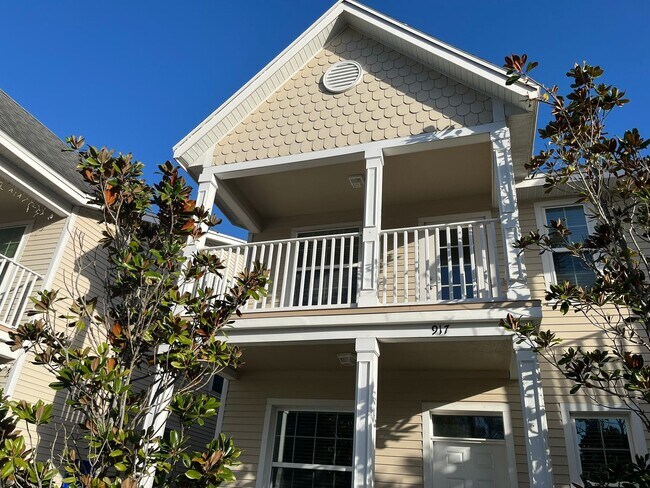 Building Photo - 3/2.5 Townhouse in Downtown Kissimmee