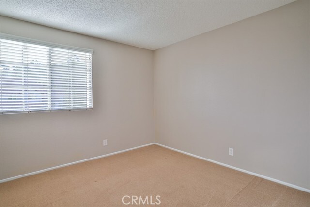 Building Photo - 176 Cll Renata