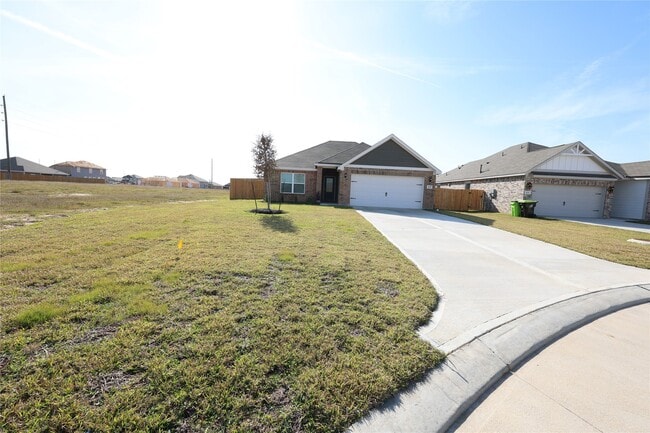 Building Photo - 428 Lgt Smt Dr