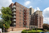 Building Photo - 601 Kappock St