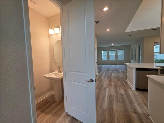 Building Photo - 5156 Dominion Aly