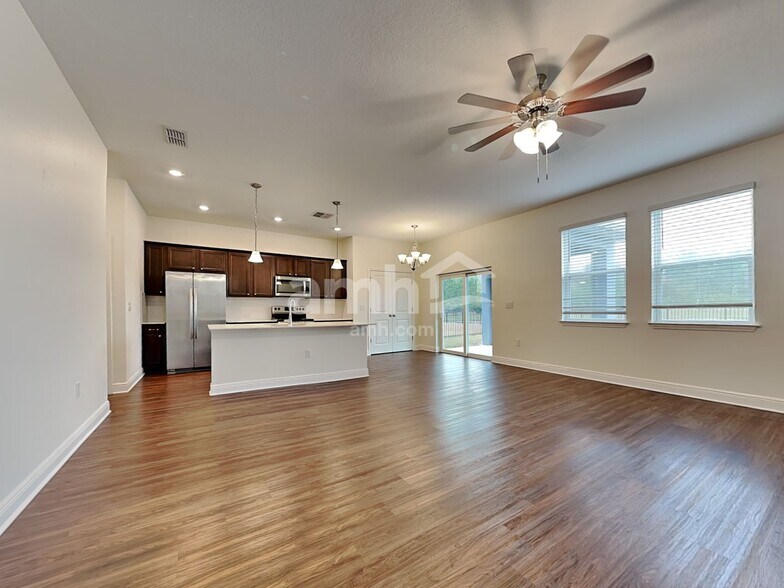 Building Photo - 20355 Calla Lily Dr