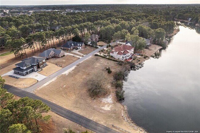 Building Photo - 6821 Thames Dr