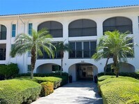 Building Photo - 53 High Point Cir W