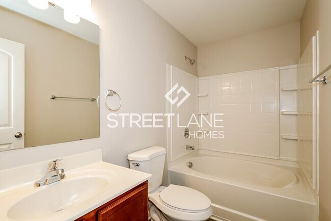 Building Photo - Charming 3 bedroom home in Charlotte!