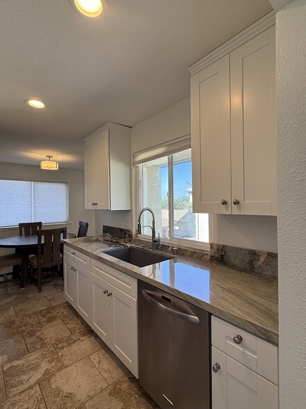 Kitchen - 6338 Caminito Marcial