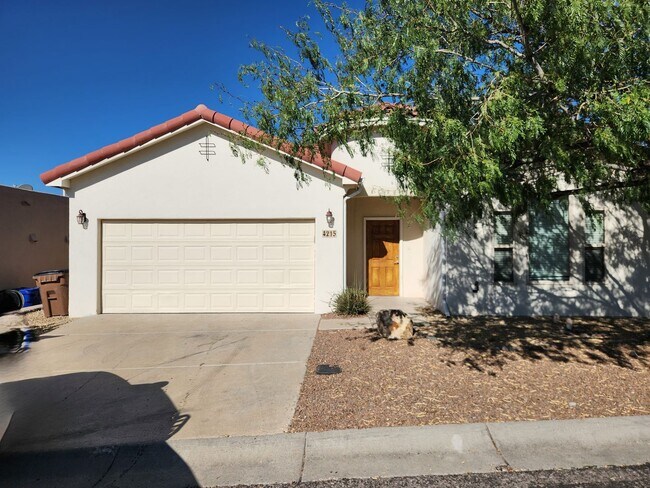 Building Photo - 4215 Franzia Rd